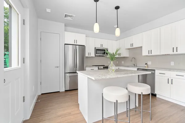 $999,000 | 3 B Wilson Street, Unit 3B, Natick, MA 01760