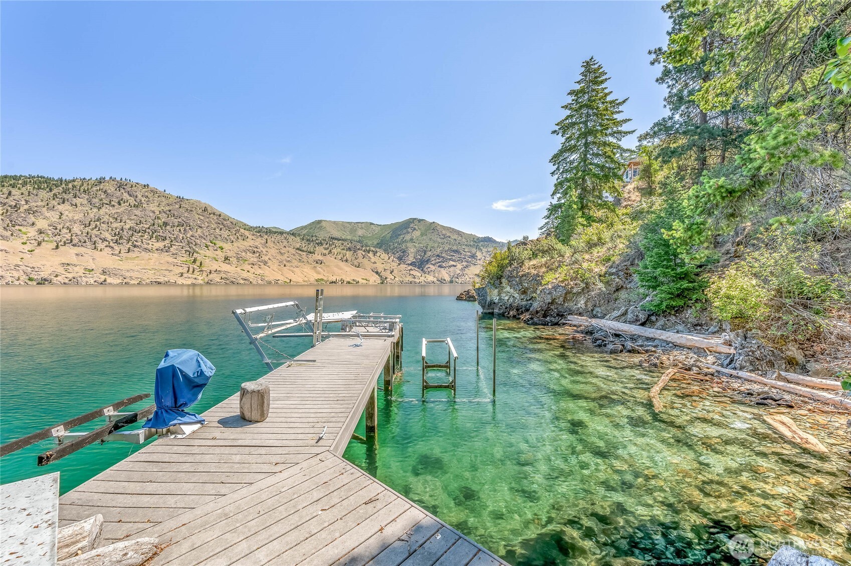20000 South Lakeshore Road Chelan, WA 98816 - Photo 12 of 37