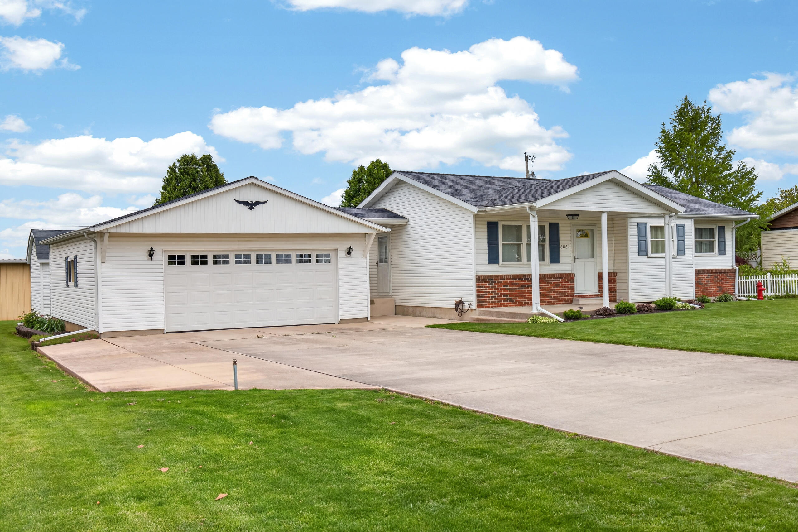 6061 Nagy Road Celina, OH 45822 - Photo 4 of 54