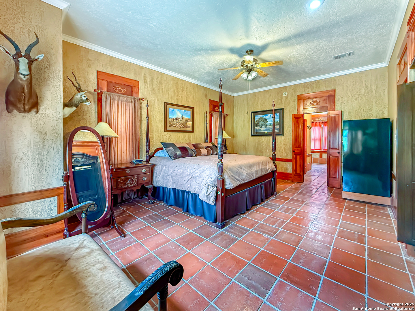 1305 Camino Real Road Junction, TX 76849 - Photo 10 of 34