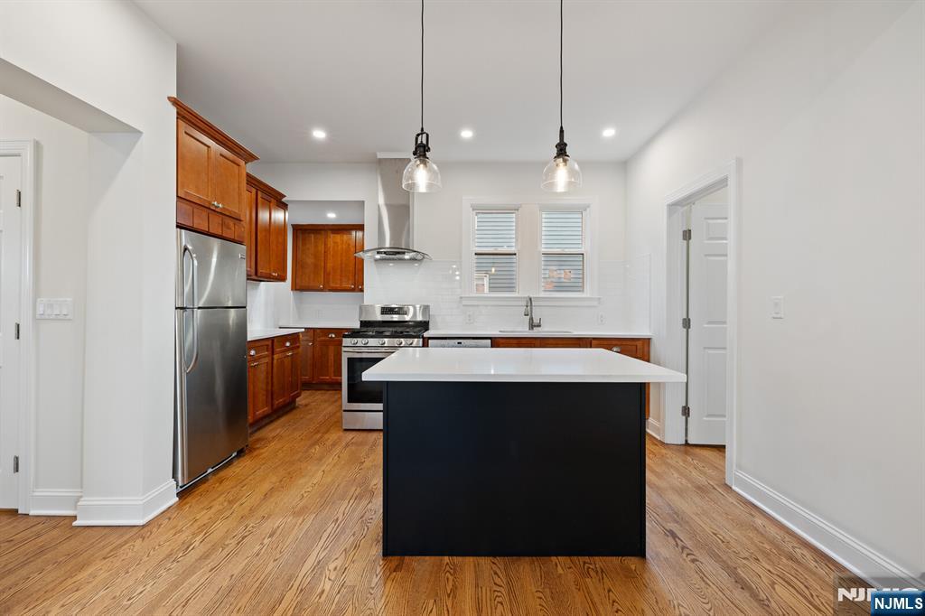 172 Boiling Springs Avenue East Rutherford, NJ 07073 - Photo 10 of 42 Gallery Image 10