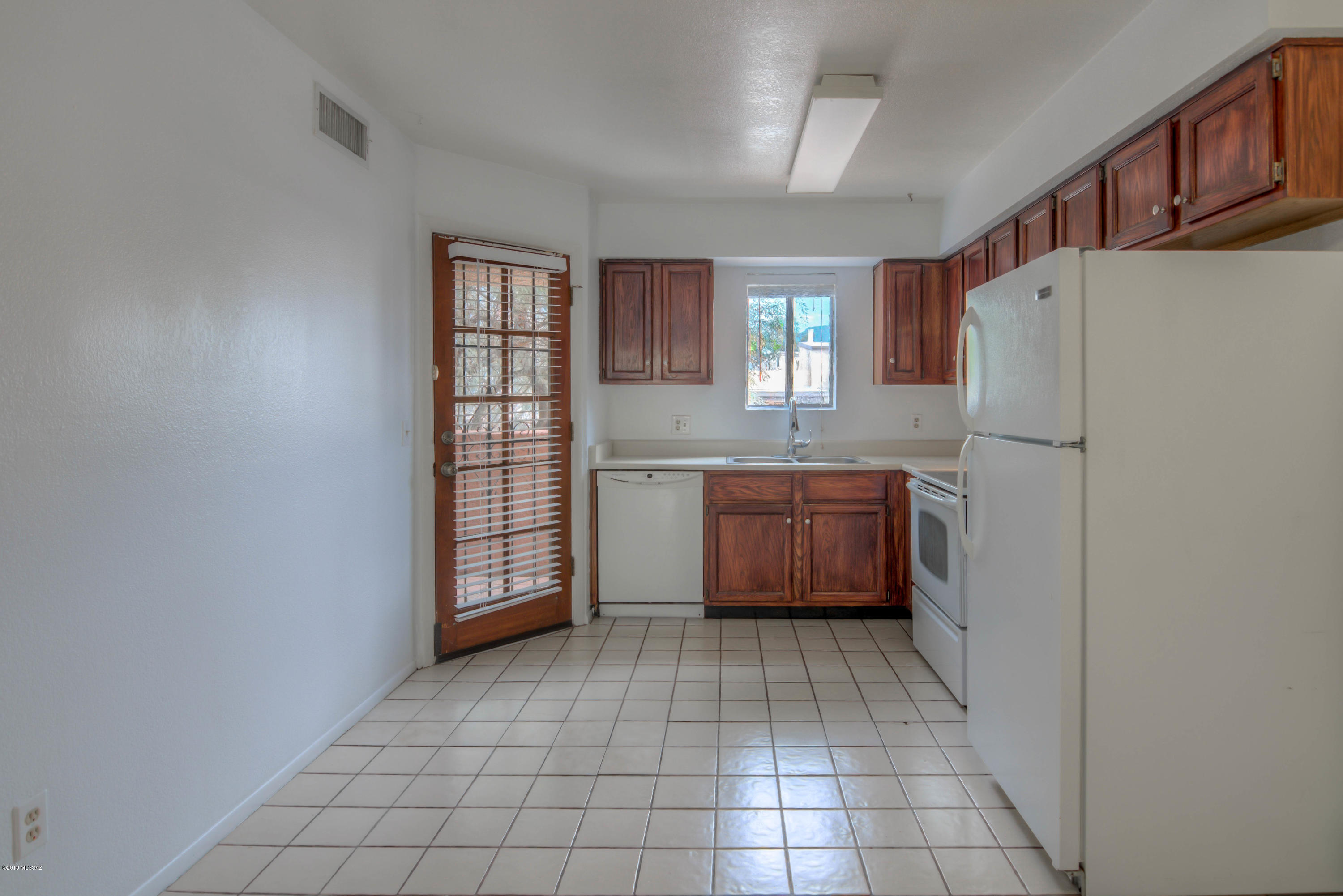 3690 North Country Club Road, Unit 1039 Tucson, AZ 85716 - Photo 15 of 30