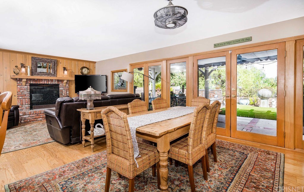 25466 Ave Escalera Valencia, CA 91355 - Photo 23 of 50