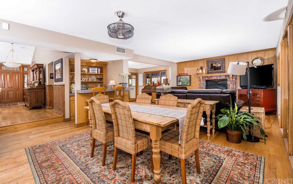 25466 Ave Escalera Valencia, CA 91355 - Photo 24 of 50