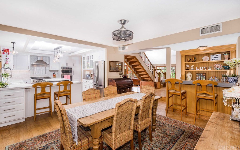 25466 Ave Escalera Valencia, CA 91355 - Photo 25 of 50