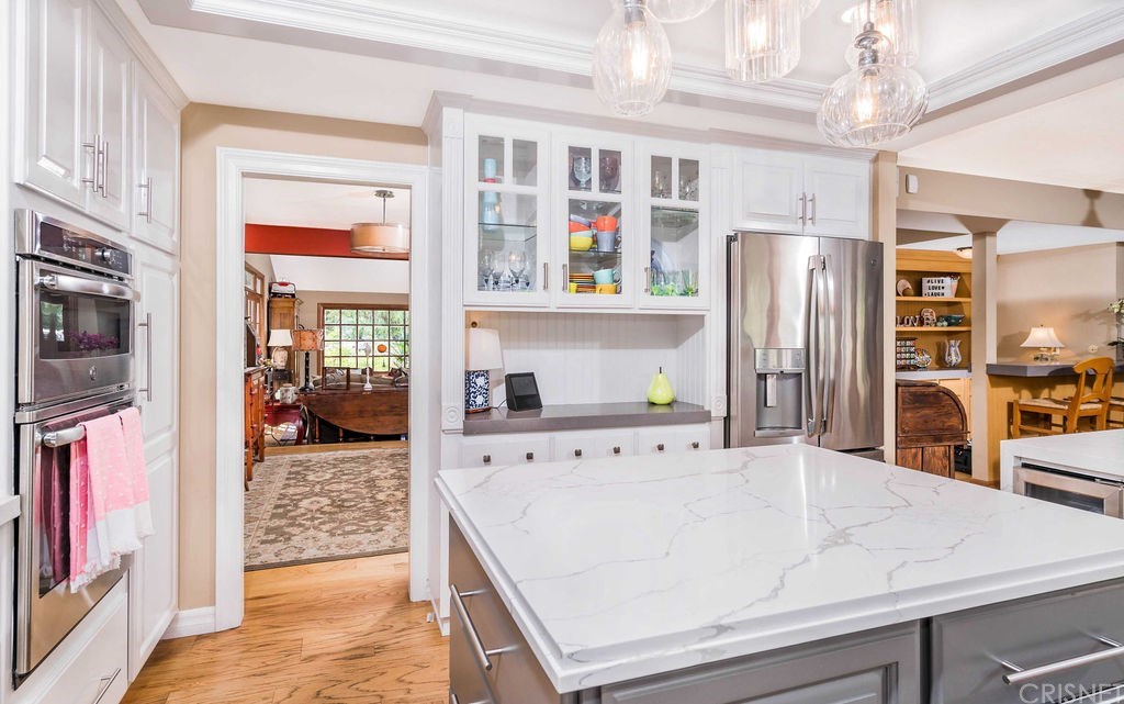 25466 Ave Escalera Valencia, CA 91355 - Photo 28 of 50