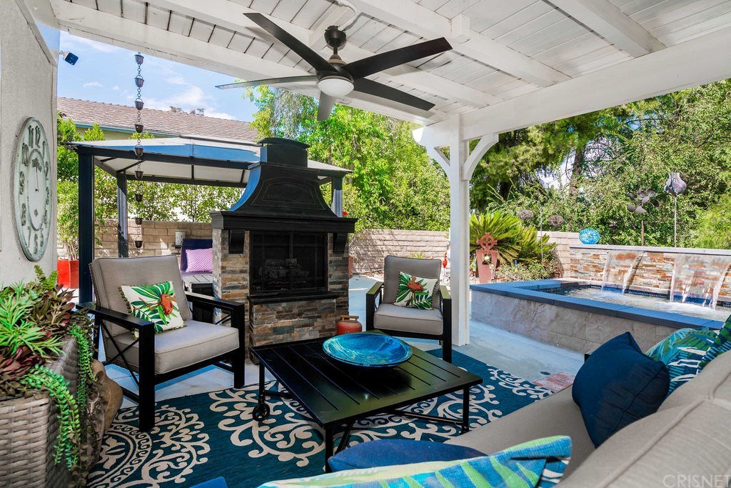 25466 Ave Escalera Valencia, CA 91355 - Photo 8 of 50