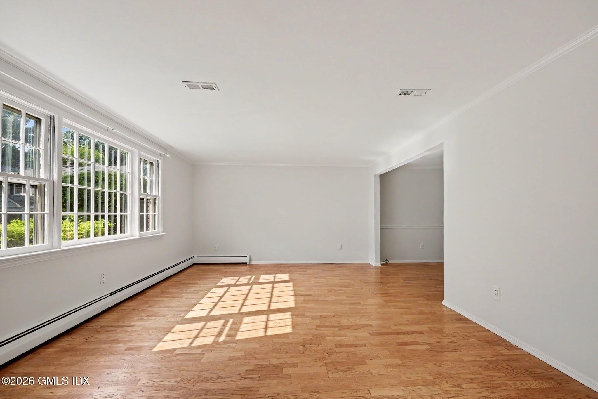 26 Revere Road Riverside, CT 06878 - Photo 6 of 55 5-web-or-mls-26-revere-rd