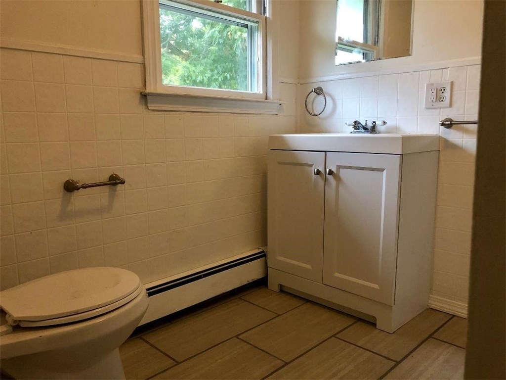 35 Charles Harpin Road Scituate, RI 02825 - Photo 15 of 37 Gallery Image 15