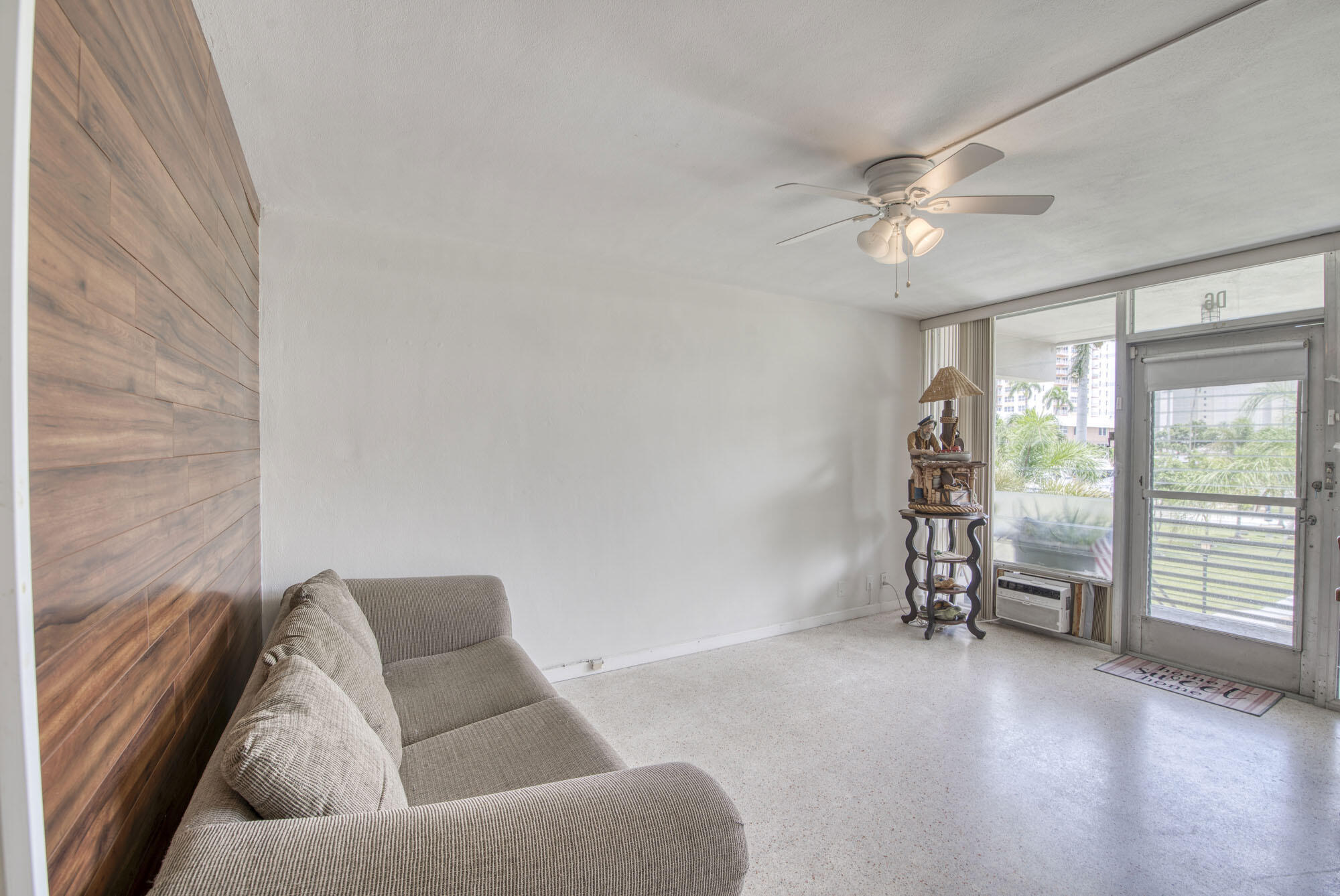 901 North Birch Road, Unit D6 Fort Lauderdale, FL 33304 - Photo 6 of 16 _IMG9332