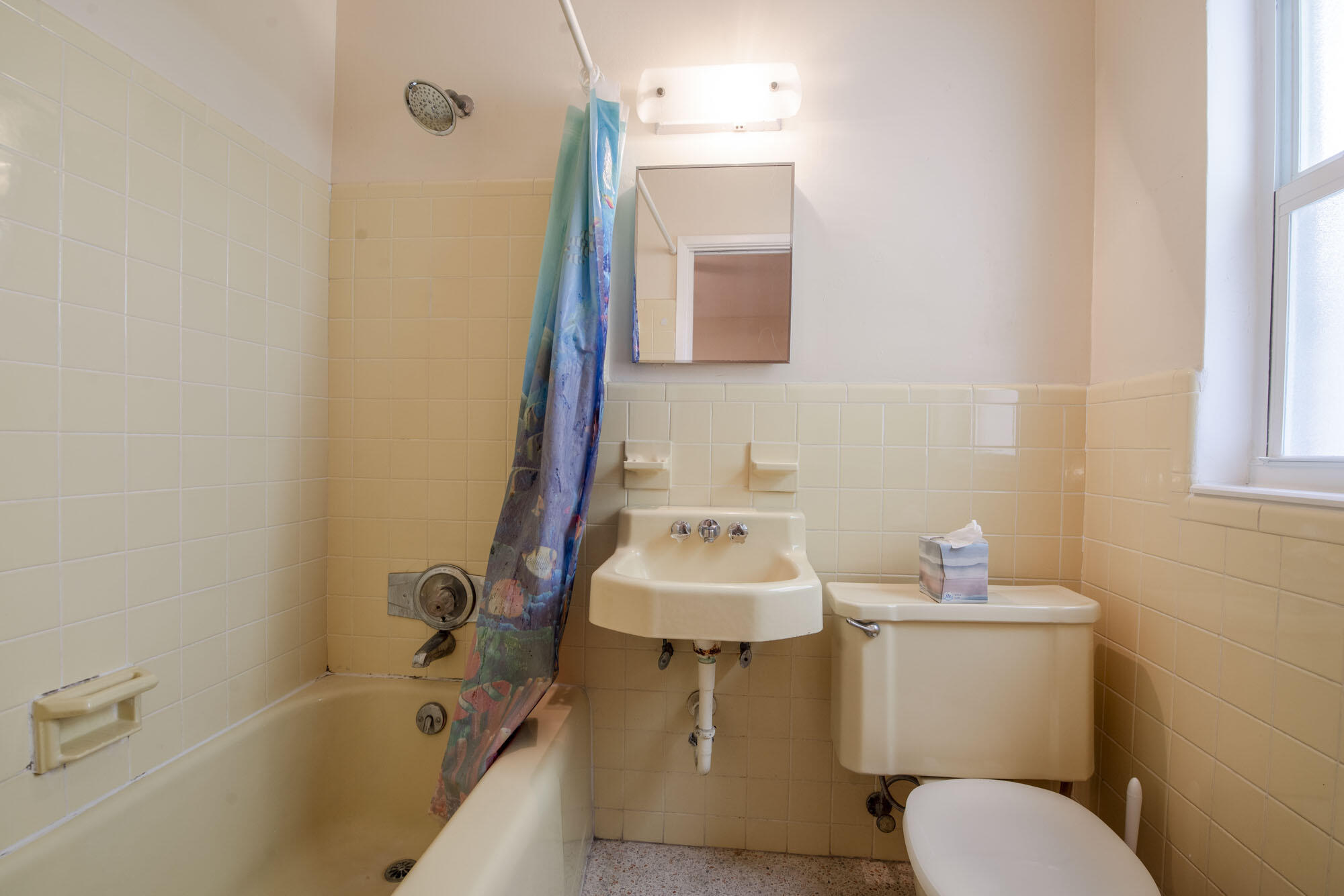 901 North Birch Road, Unit D6 Fort Lauderdale, FL 33304 - Photo 9 of 16 _IMG9341