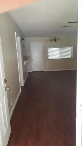 $1,700 | 28 Stewart Circle, Fort Walton Beach, FL 32547