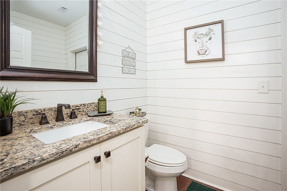 2717 Bud Black Road Auburn, AL 36879 - Photo 31 of 50 Half-Bath - Main level