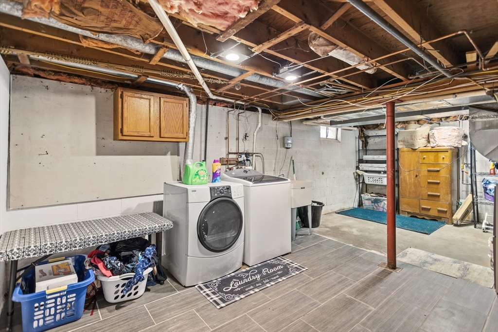 215 Donohue Road Dracut, MA 01826 - Photo 35 of 40
