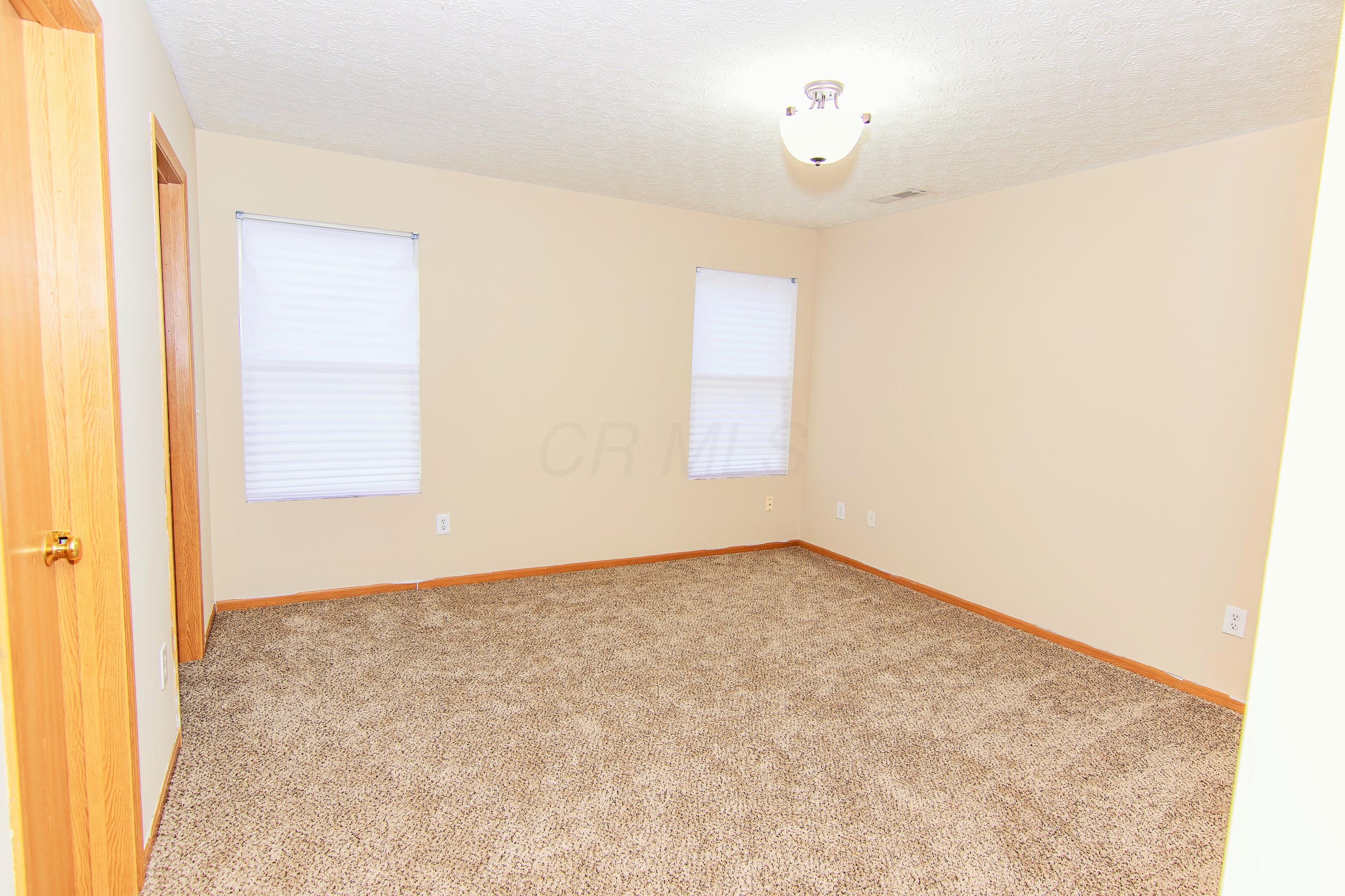 551 Rockets Street, Unit 157 Galloway, OH 43119 - Photo 11 of 33