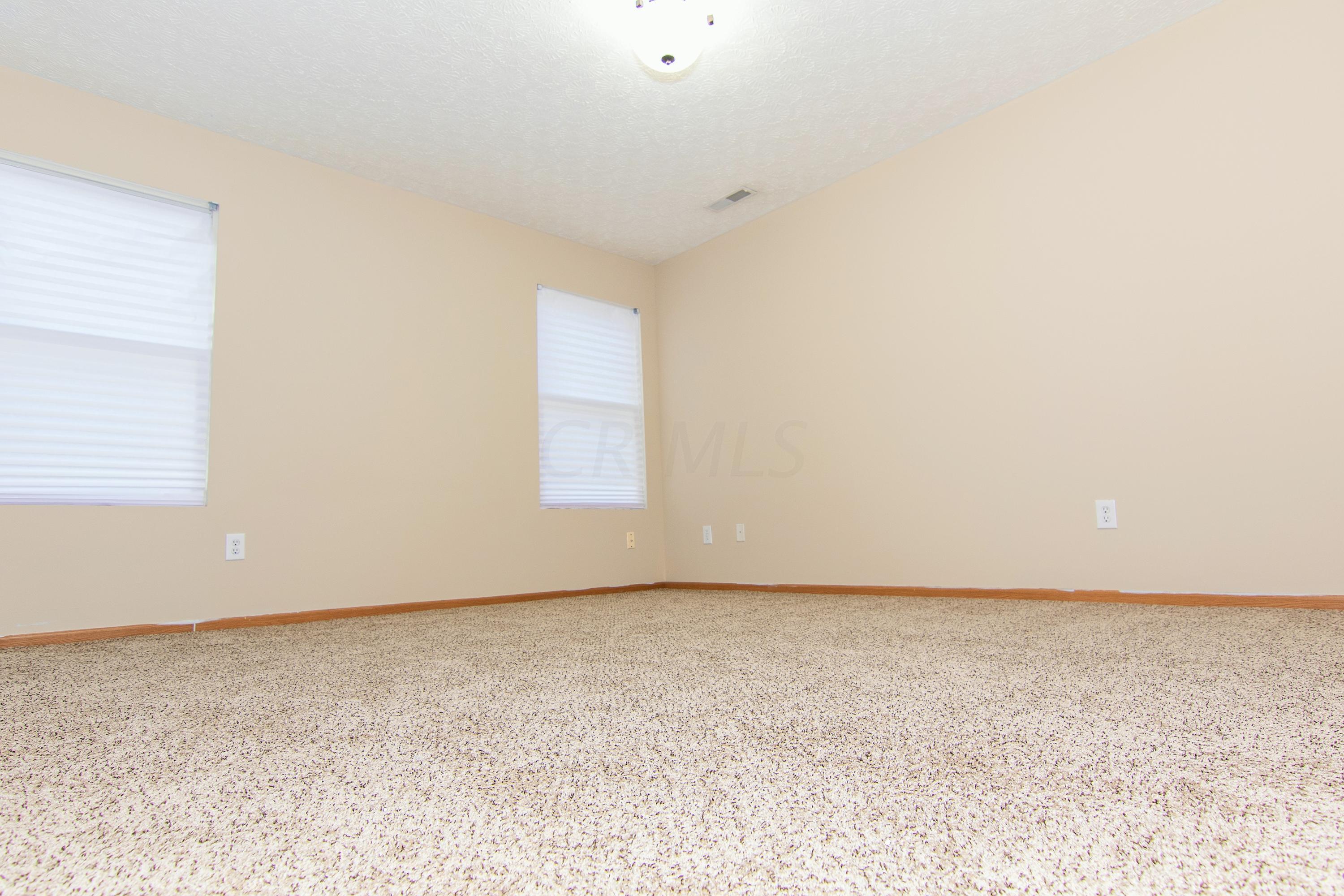 551 Rockets Street, Unit 157 Galloway, OH 43119 - Photo 12 of 33