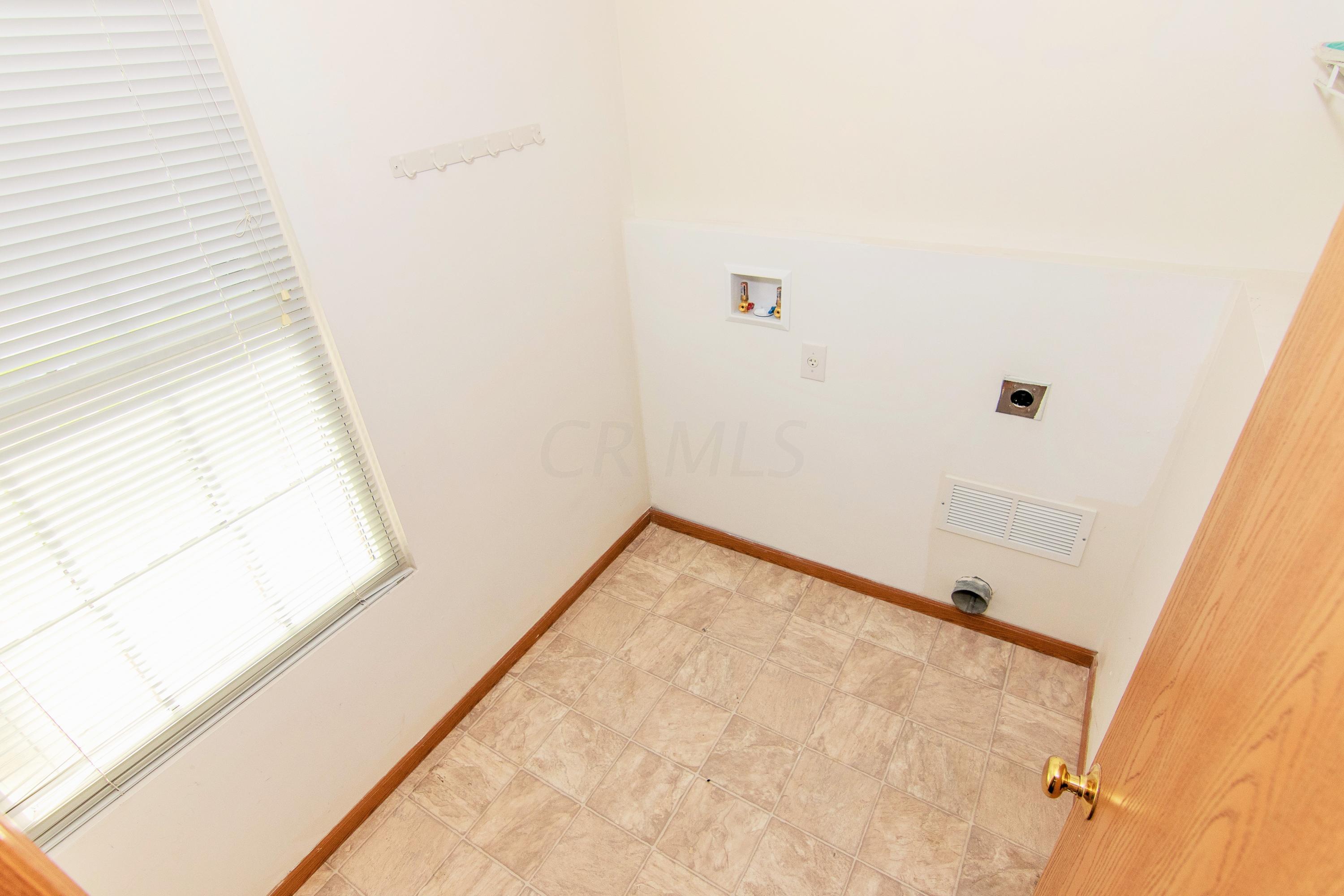 551 Rockets Street, Unit 157 Galloway, OH 43119 - Photo 19 of 33