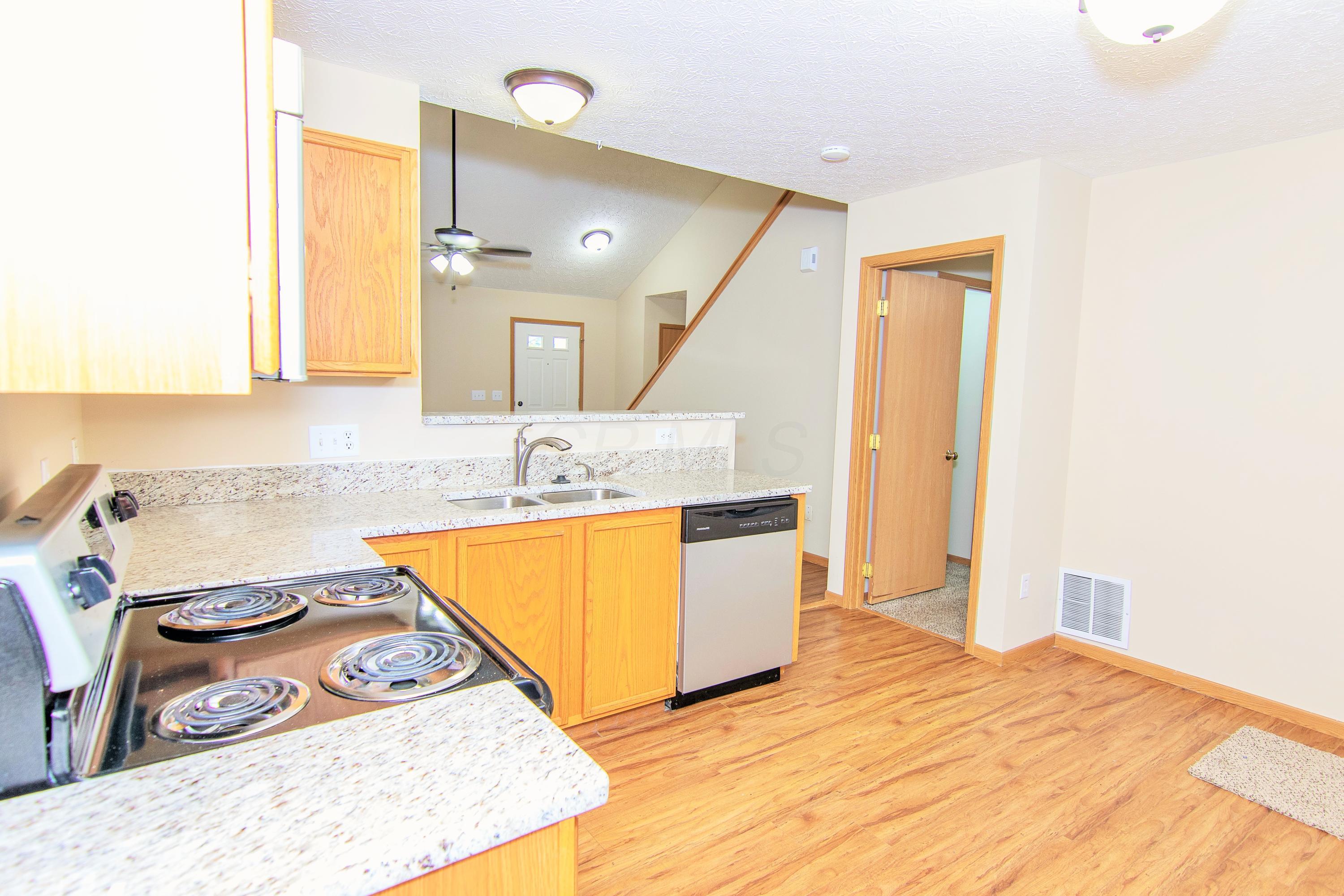 551 Rockets Street, Unit 157 Galloway, OH 43119 - Photo 10 of 33
