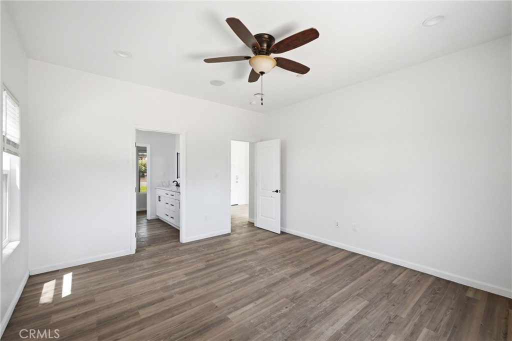 805 Lawson Road Bakersfield, CA 93307 - Photo 15 of 31
