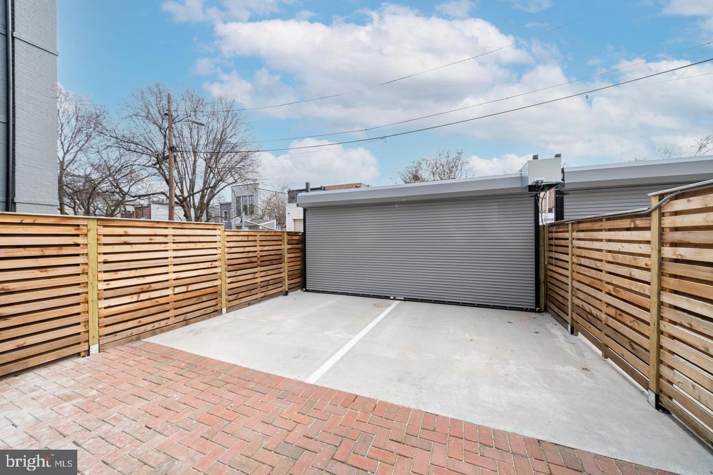 442 R Street Northwest, Unit A Washington, DC 20001 - Photo 21 of 25 a view of a garage
