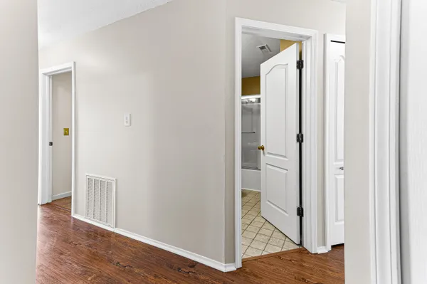 $175,000 | 4912 Ashley Lane, Unit 84, Waterford, MI 48329