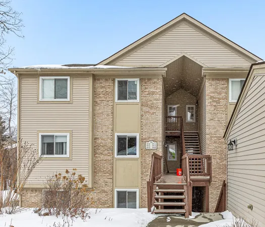 $175,000 | 4912 Ashley Lane, Unit 84, Waterford, MI 48329