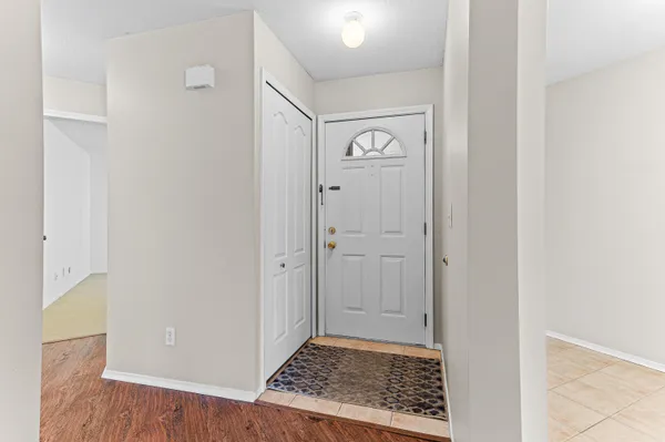 $175,000 | 4912 Ashley Lane, Unit 84, Waterford, MI 48329
