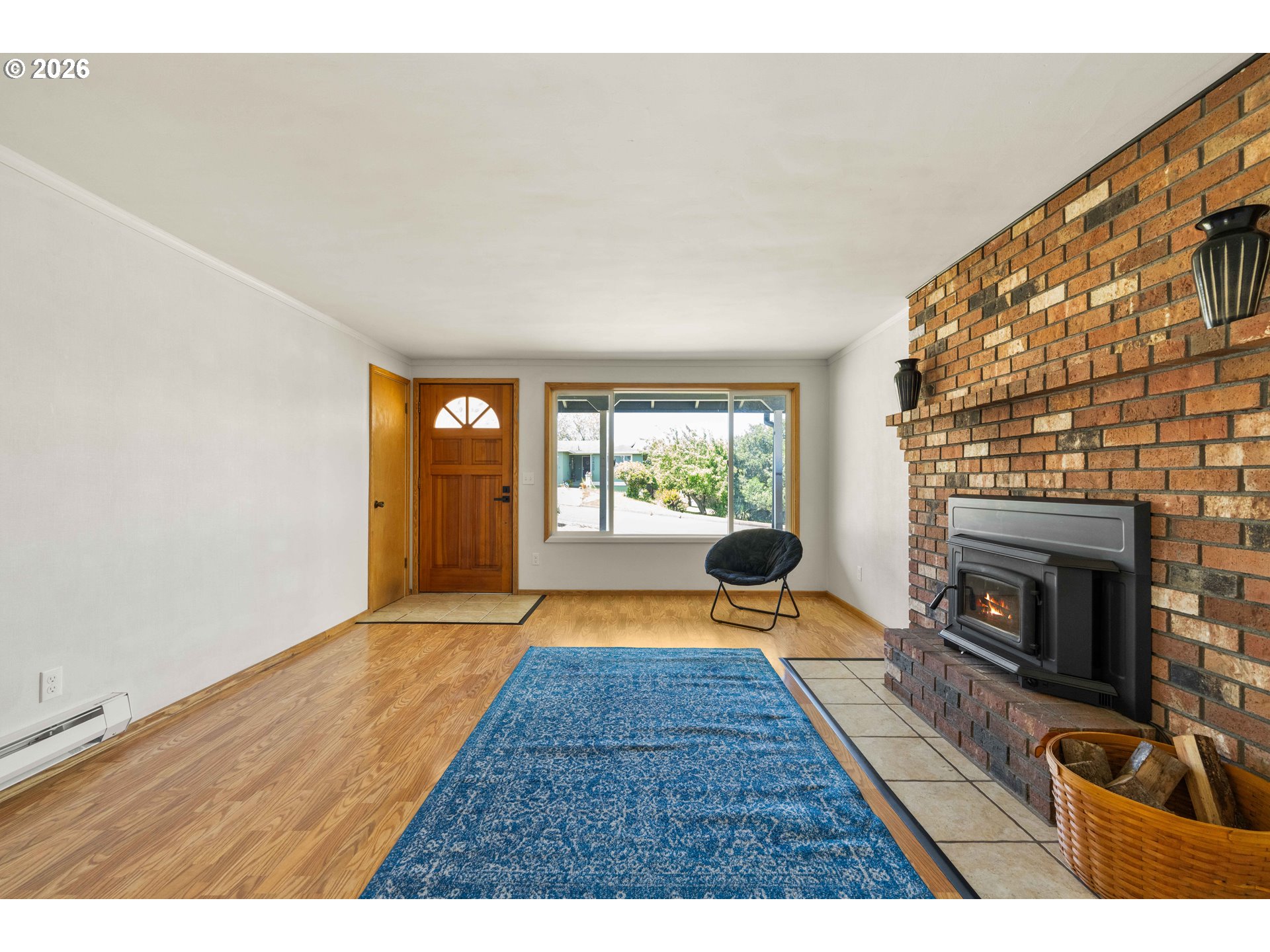 2449 Oak Street North Bend, OR 97459 - Photo 12 of 35
