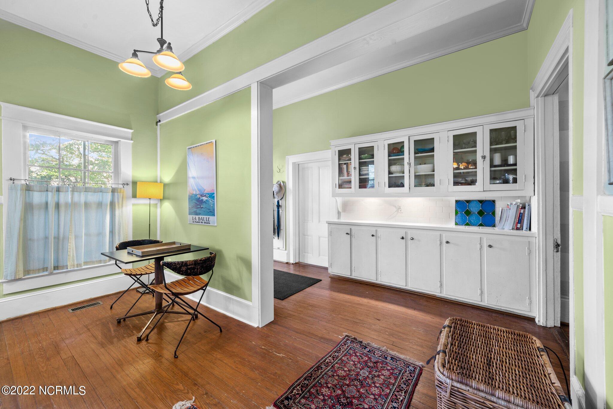 626 West Main Street Washington, NC 27889 - Photo 25 of 65 Hallway