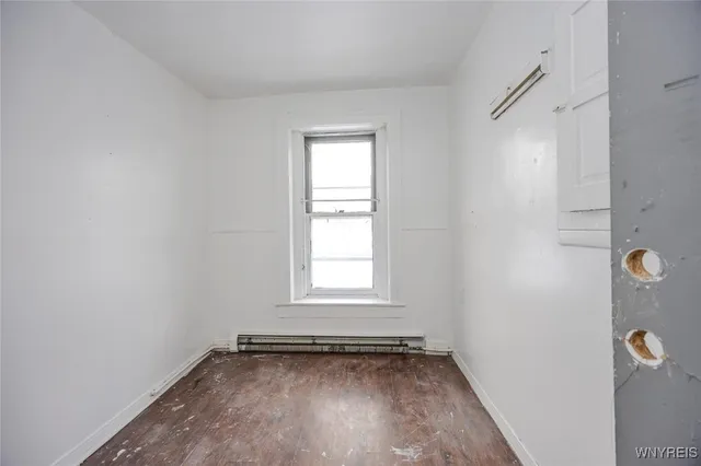 $129,000 | 955 Niagara Avenue, Niagara Falls, NY 14305