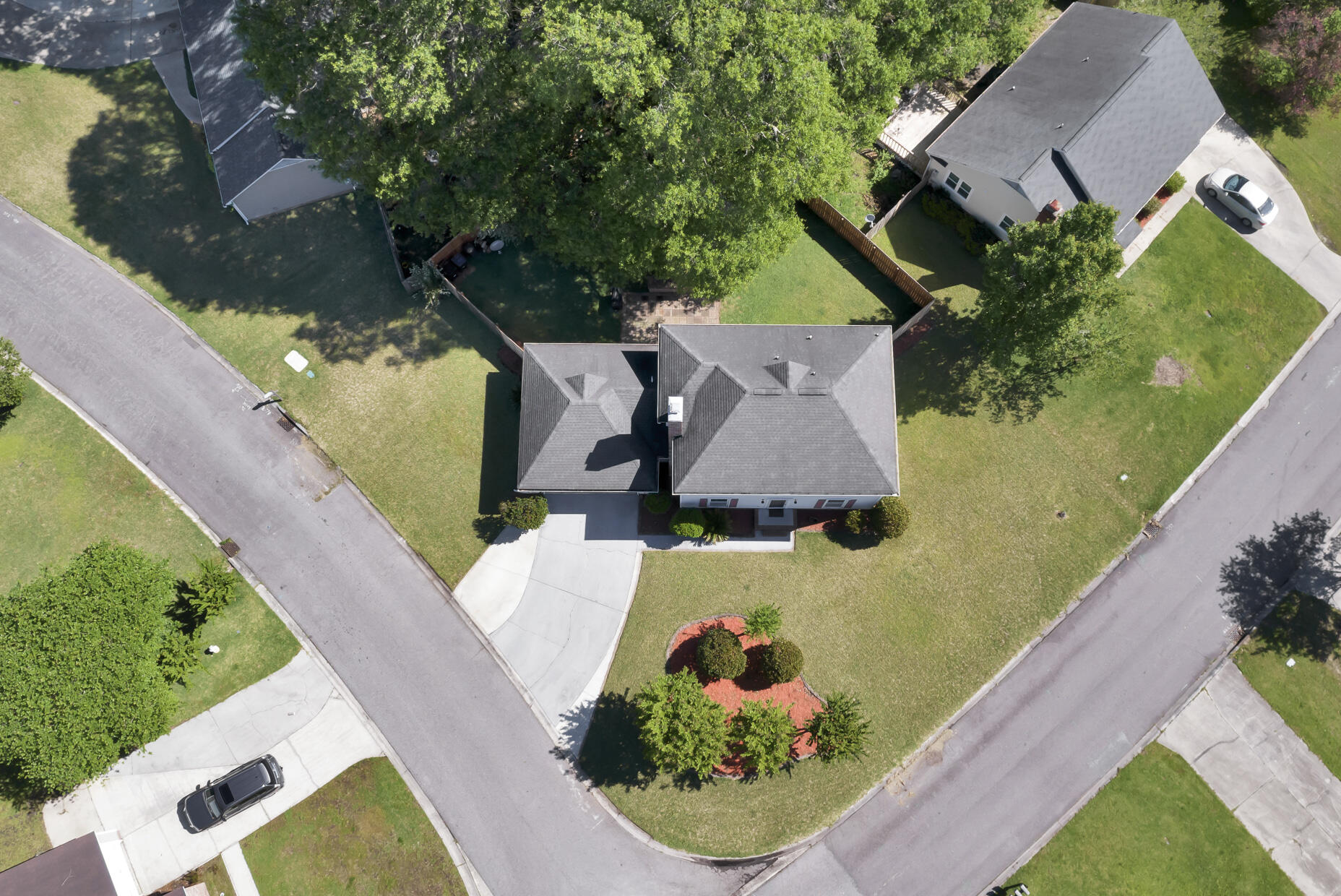 111 Hamlet Road Summerville, SC 29485 - Photo 5 of 39 EXT 4