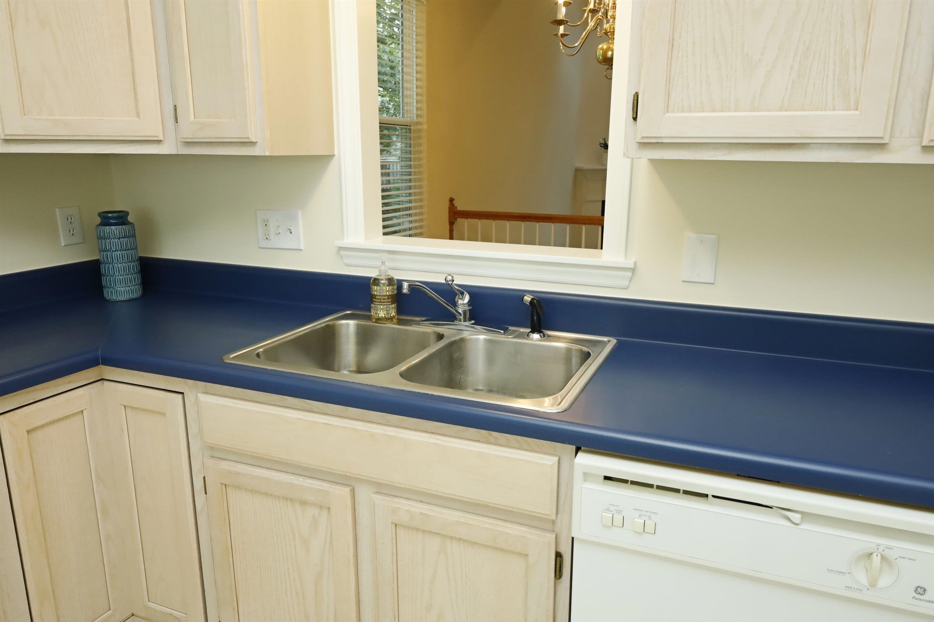 316 Vinca Circle Cary, NC 27513 - Photo 8 of 44 Photo 8