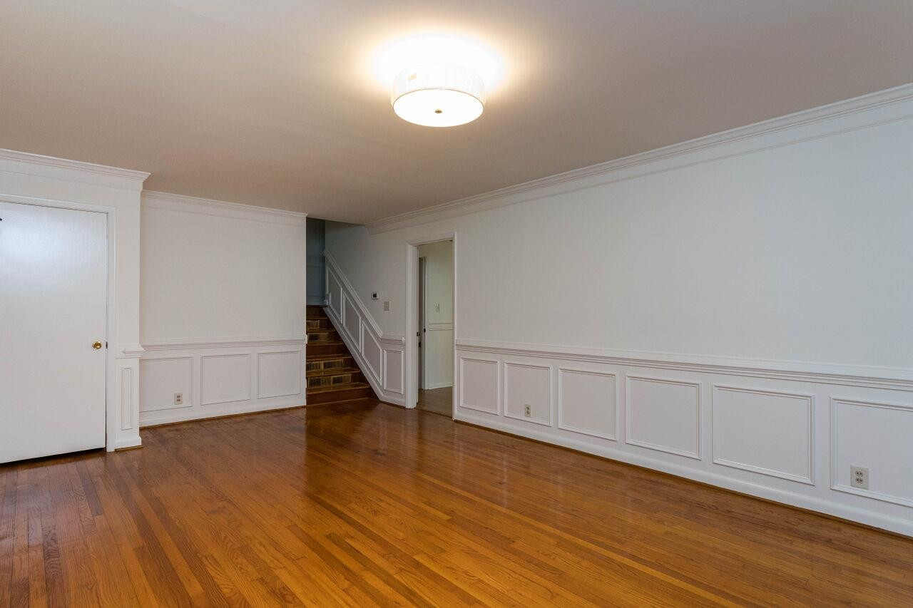 5031 Newcastle Road Raleigh, NC 27606 - Photo 5 of 22 Photo 5