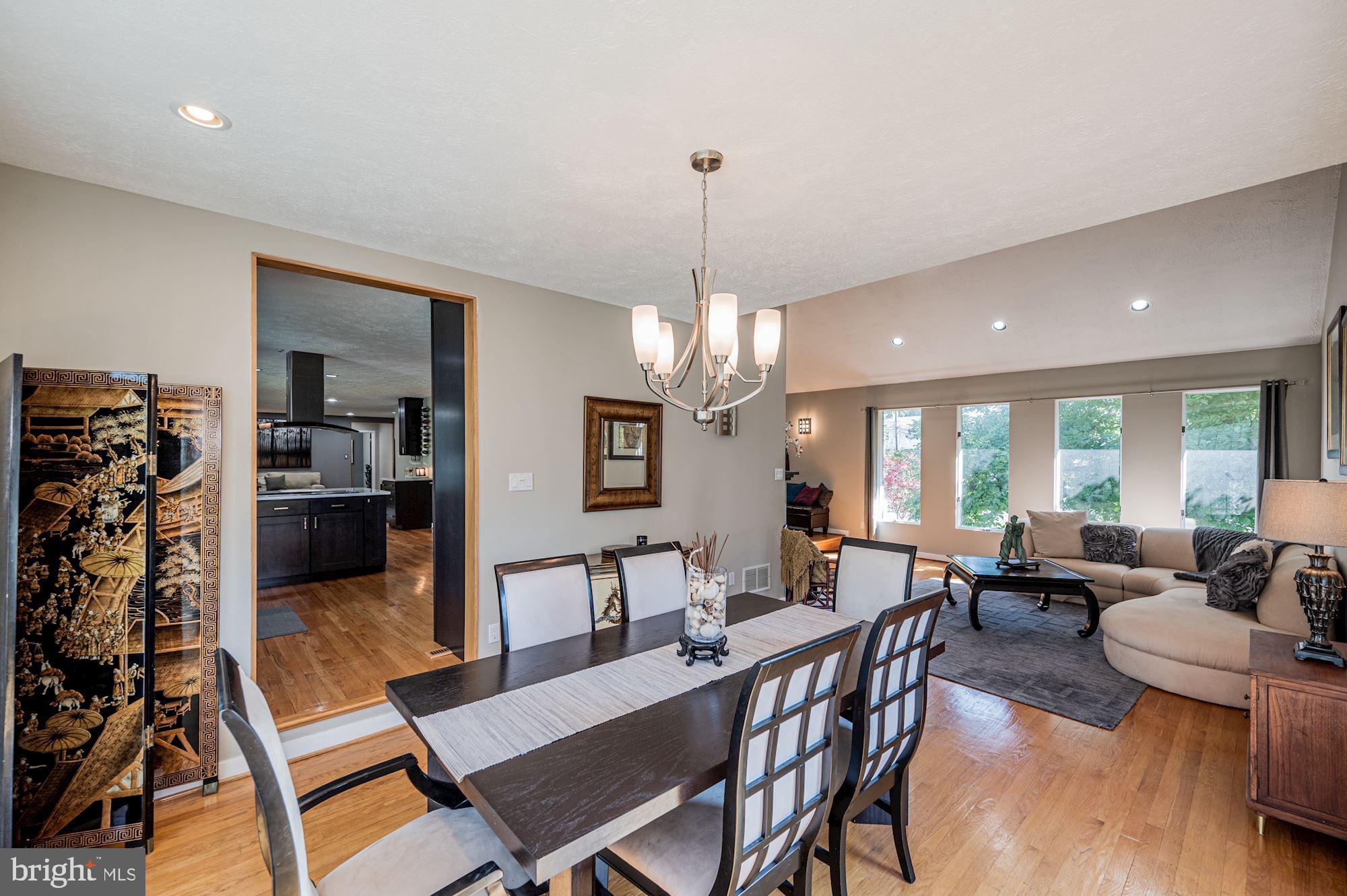 46 Overbrook Road Baltimore, MD 21228 - Photo 15 of 55 Dining Room