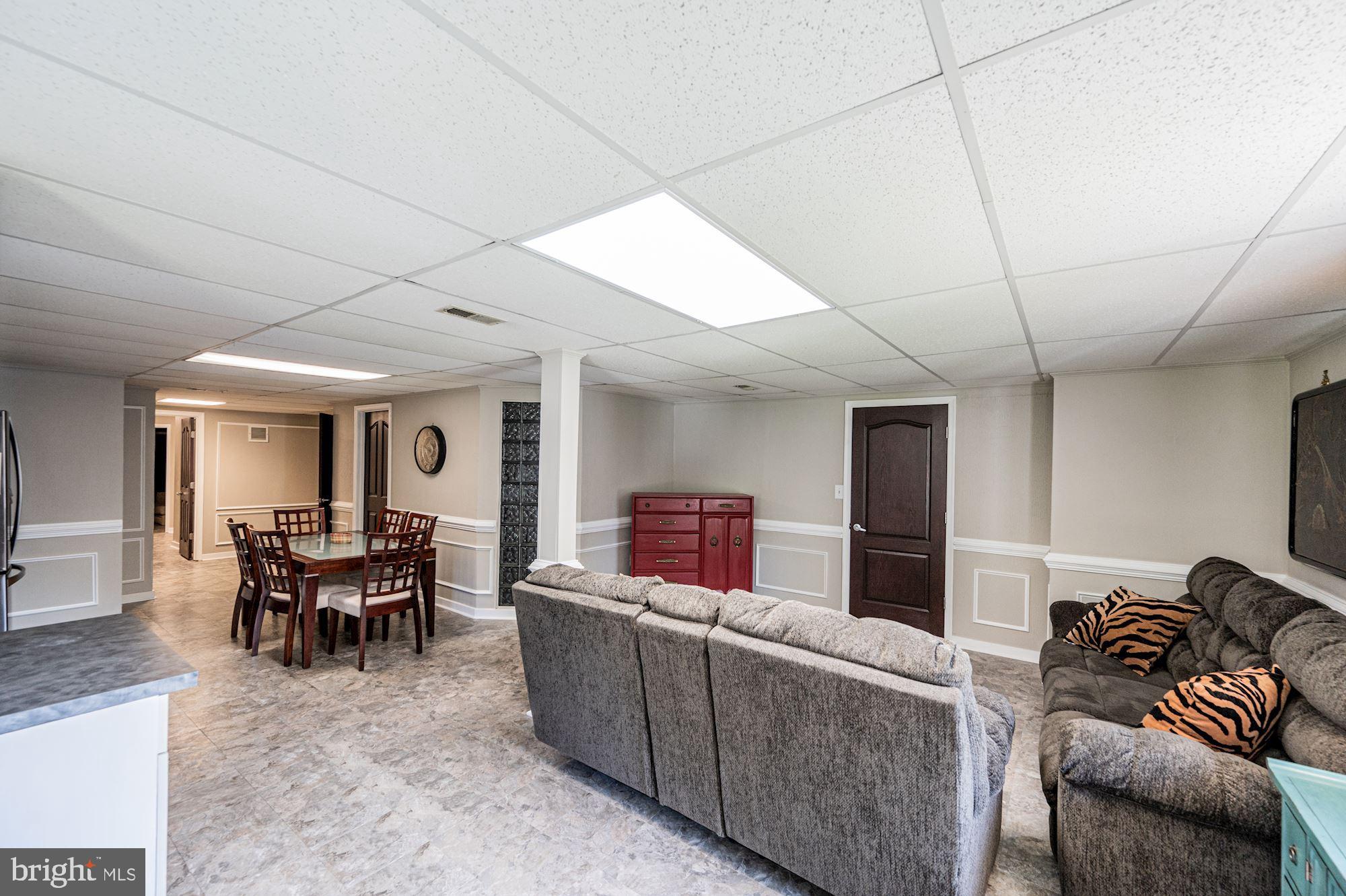 46 Overbrook Road Baltimore, MD 21228 - Photo 35 of 55 In-Law Suite