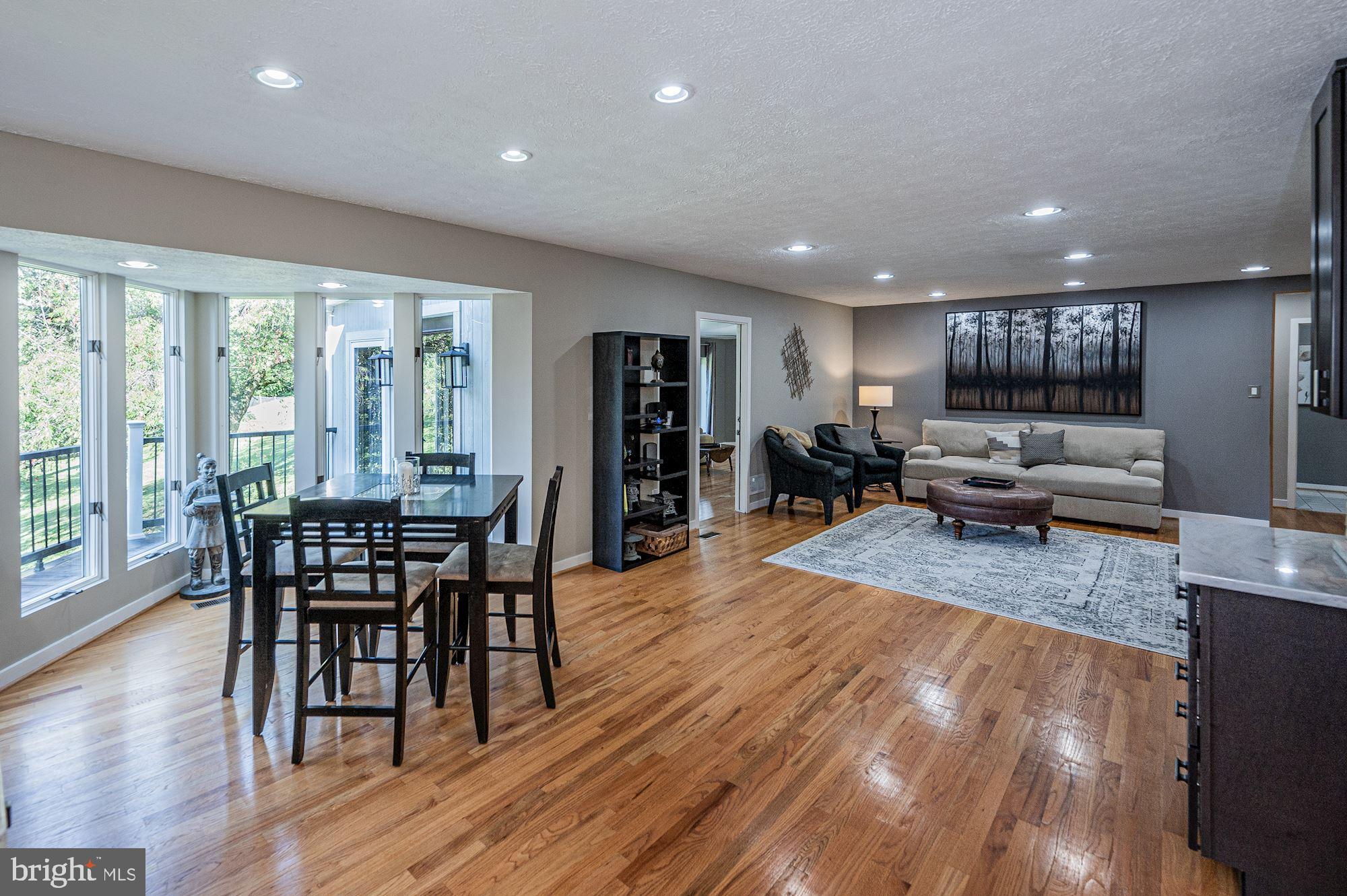 46 Overbrook Road Baltimore, MD 21228 - Photo 8 of 55 Breakfast Room