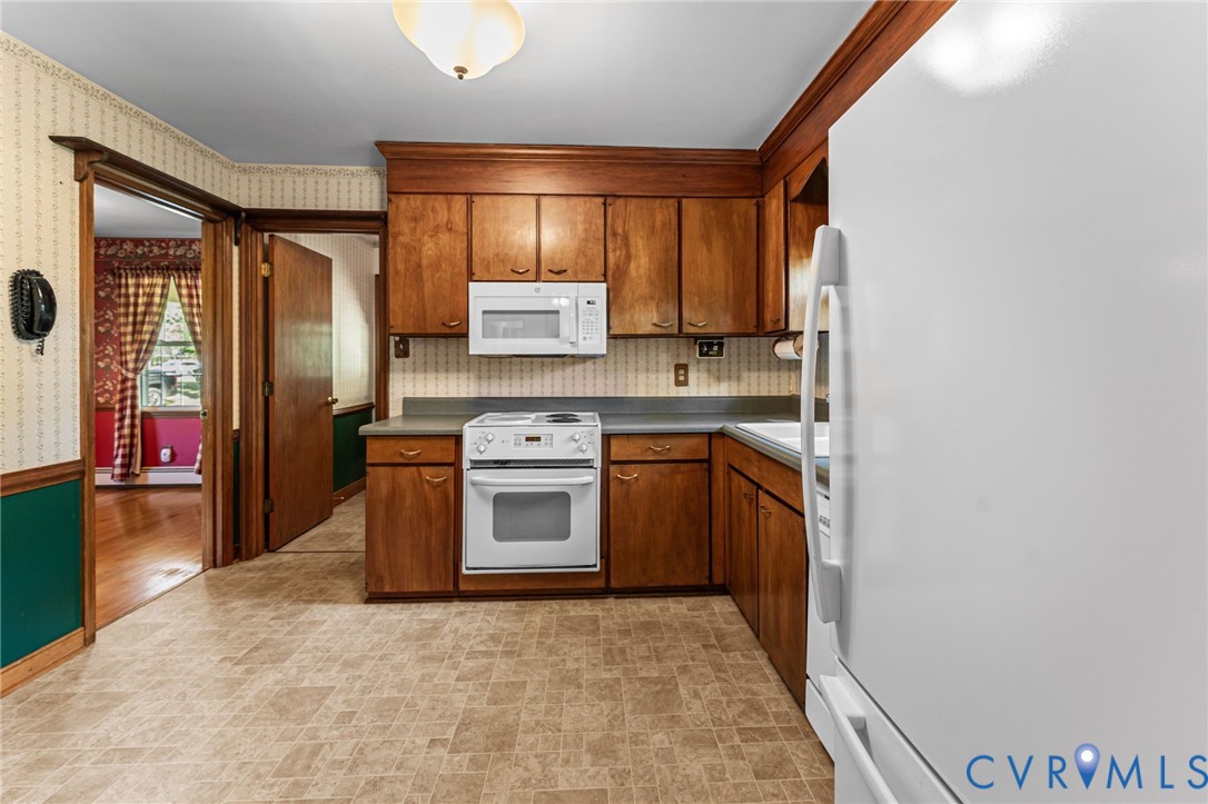 14251 Beach Road Chesterfield, VA 23838 - Photo 8 of 38 Gallery Image 8