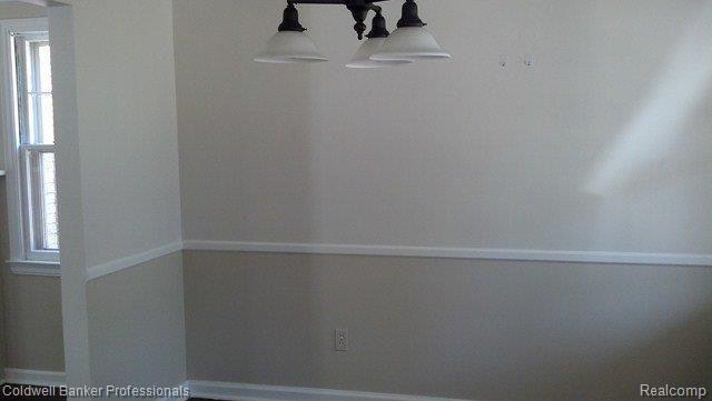 408 Fisher Road Grosse Pointe, MI 48230 - Photo 4 of 18 dining room.jpg