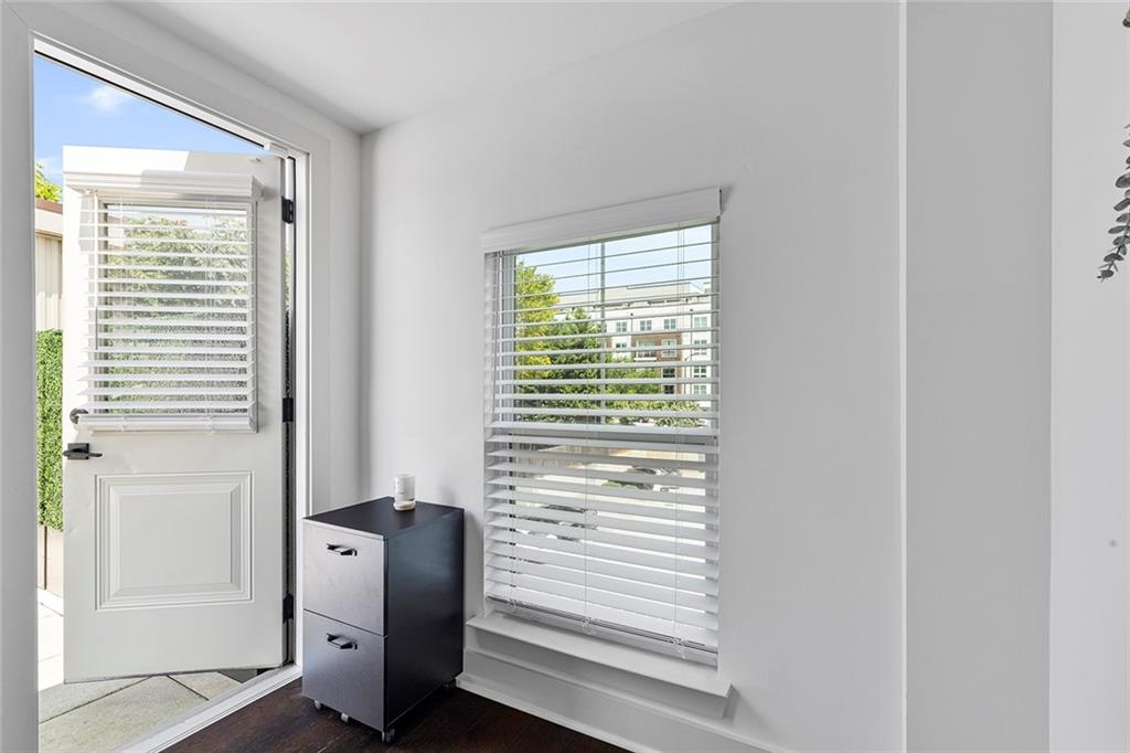 276 Estoria Street Southeast Atlanta, GA 30316 - Photo 29 of 40