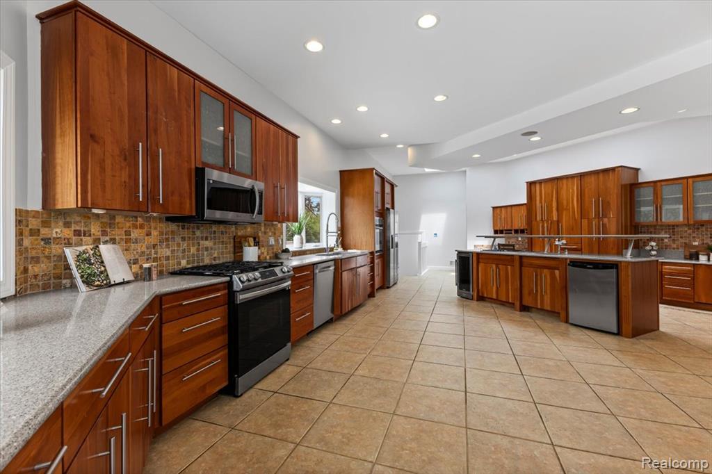 3440 Lone Pine Road West Bloomfield, MI 48323 - Photo 18 of 83