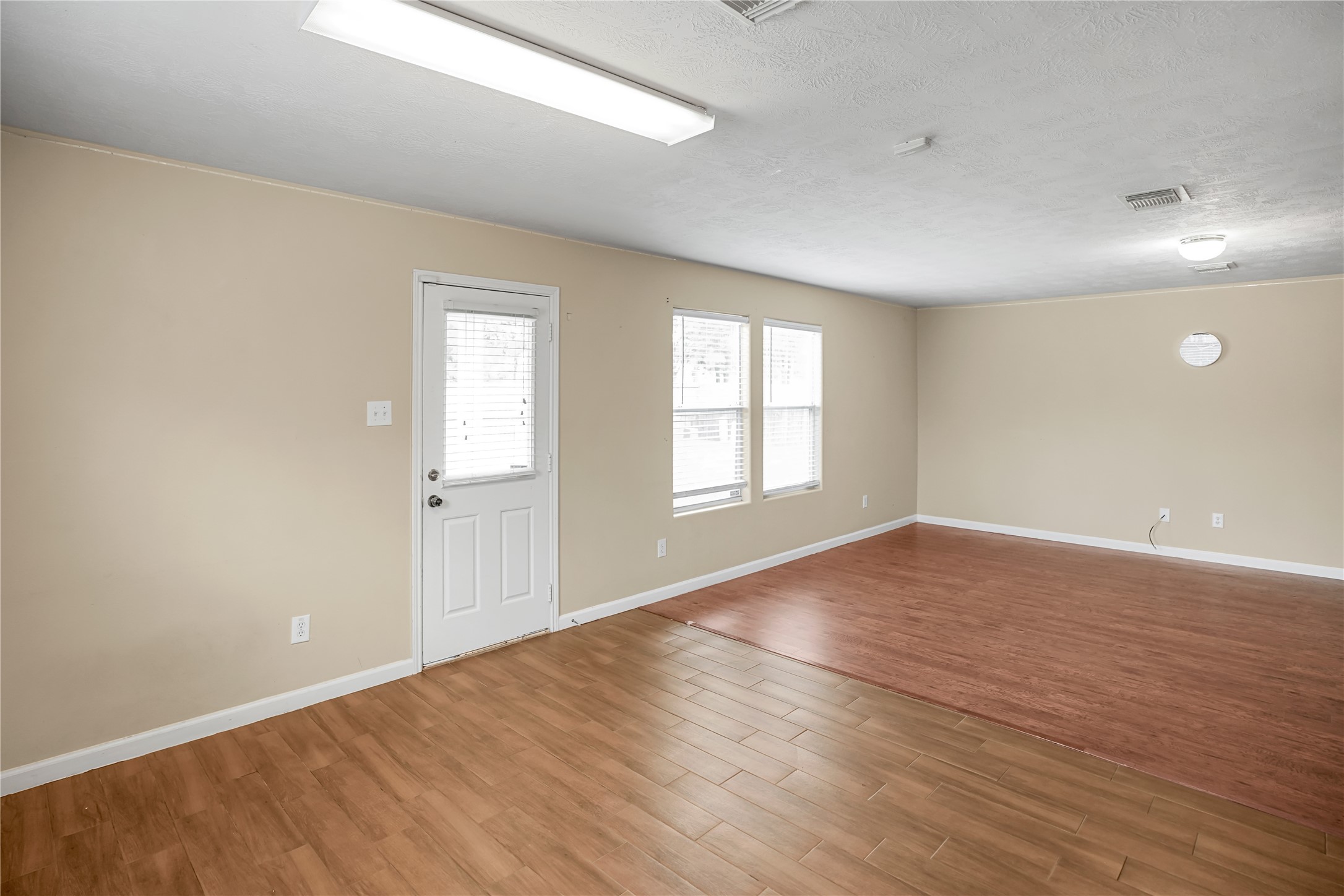 1006 Stillgate Court Spring, TX 77373 - Photo 8 of 35