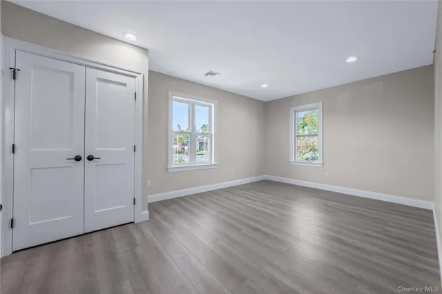 $3,750 | 110 School Street, Unit 6, Glen Cove, NY 11542