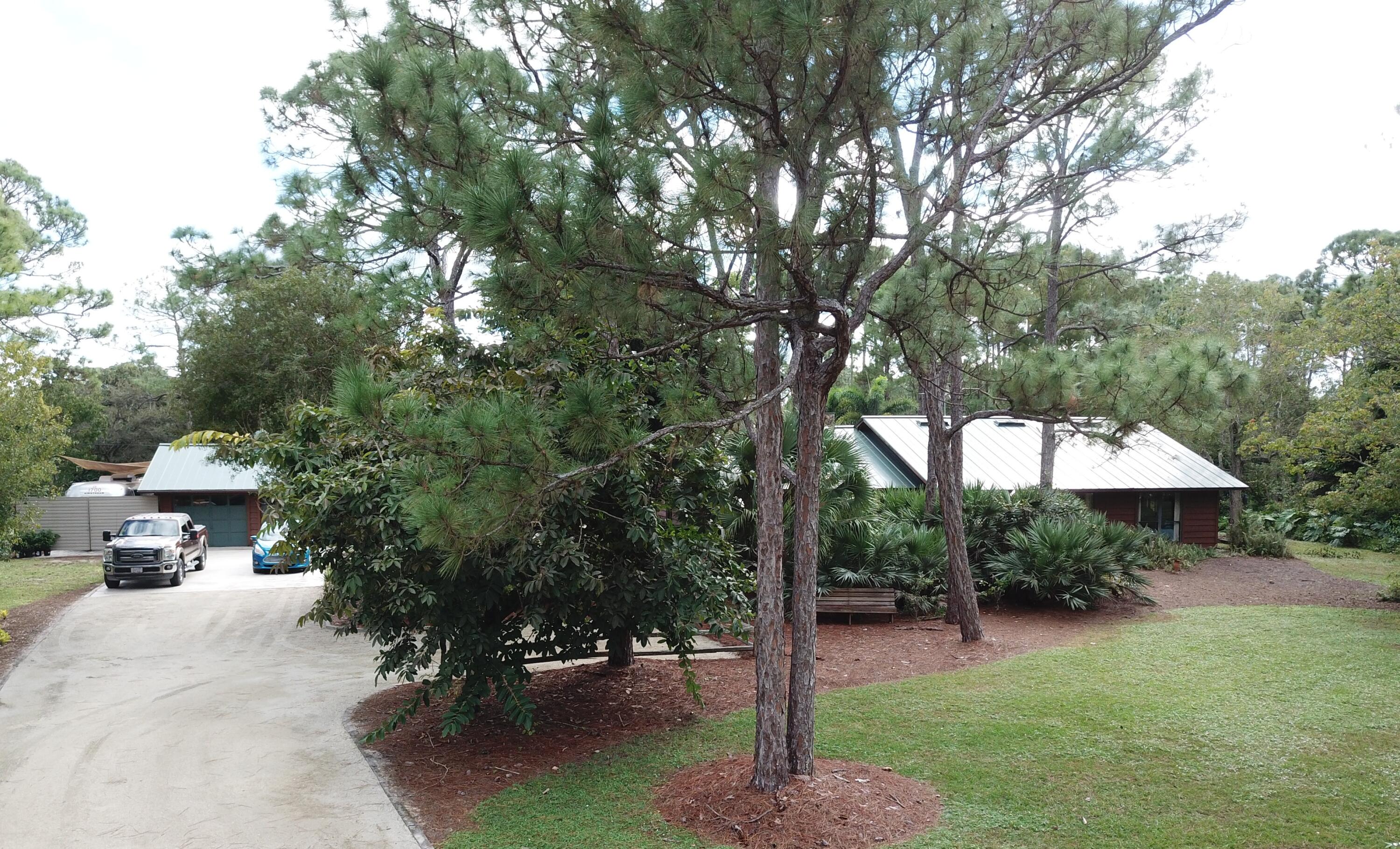 10924 Southwest Hawk View Circle Stuart, FL 34997 - Photo 2 of 24 0b