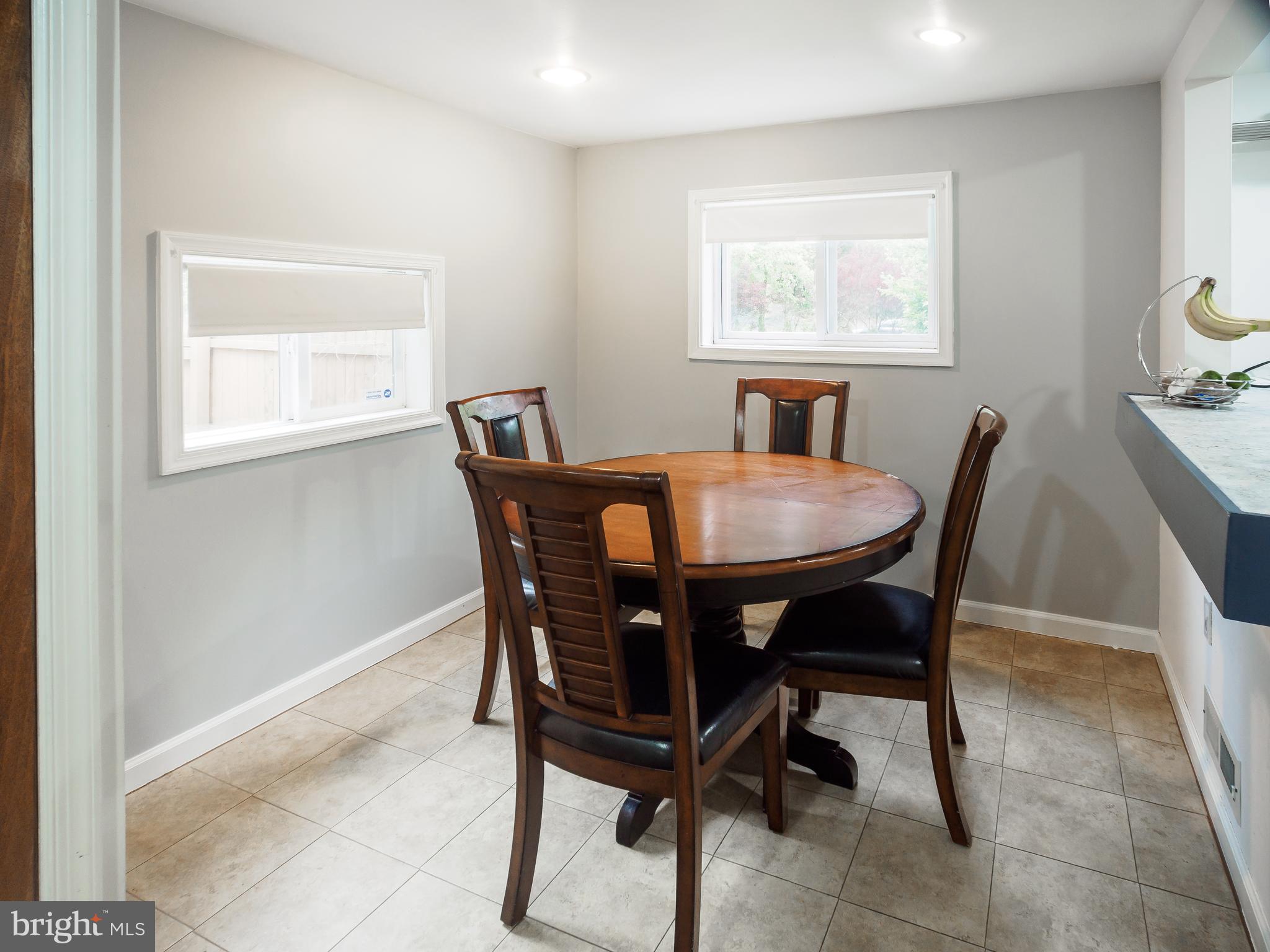 943 County Line Road Huntingdon Valley, PA 19006 - Photo 15 of 43 Breakfast Room