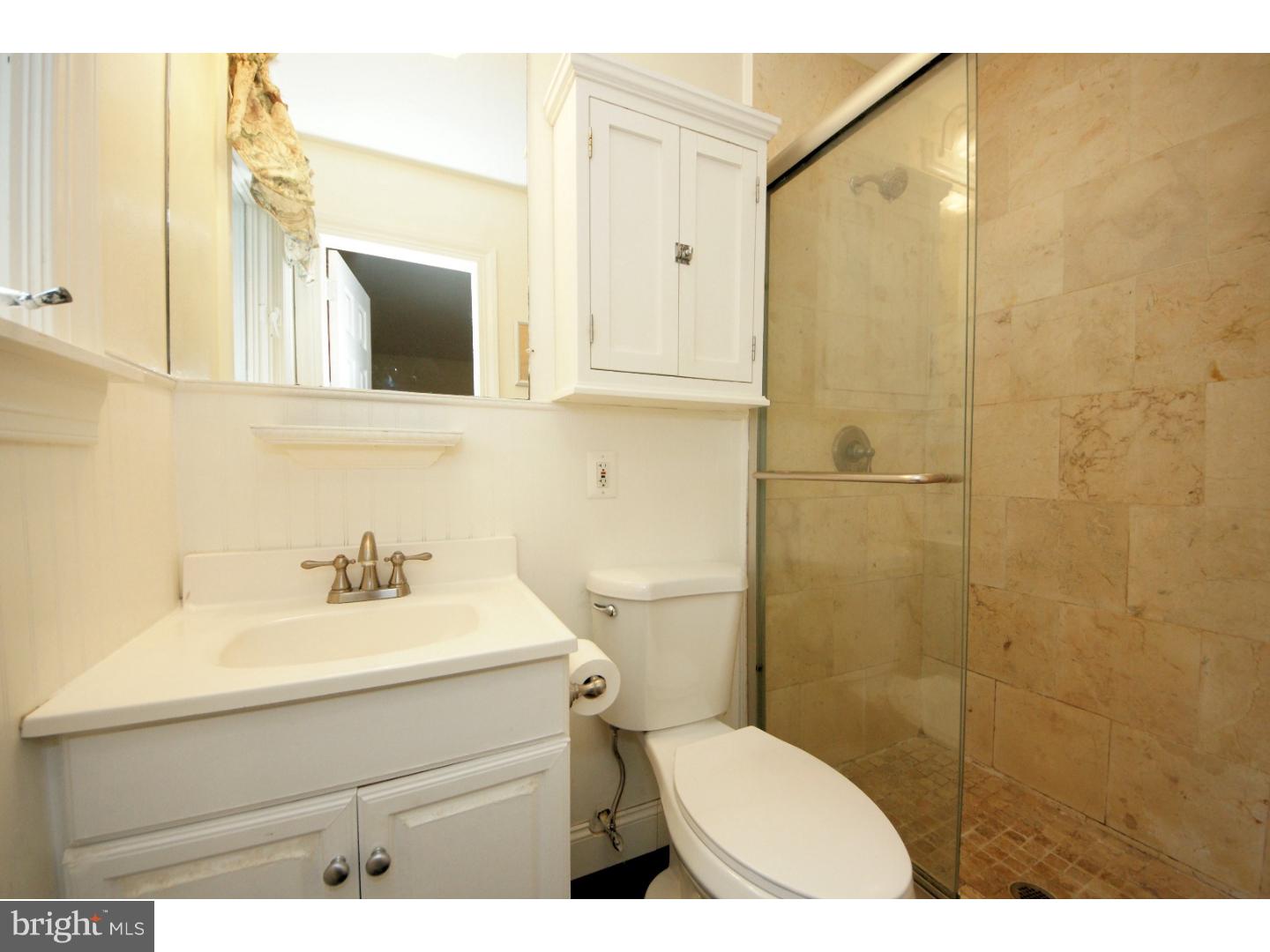 117 Line Road Trenton, NJ 08690 - Photo 16 of 25 Master Bathroom