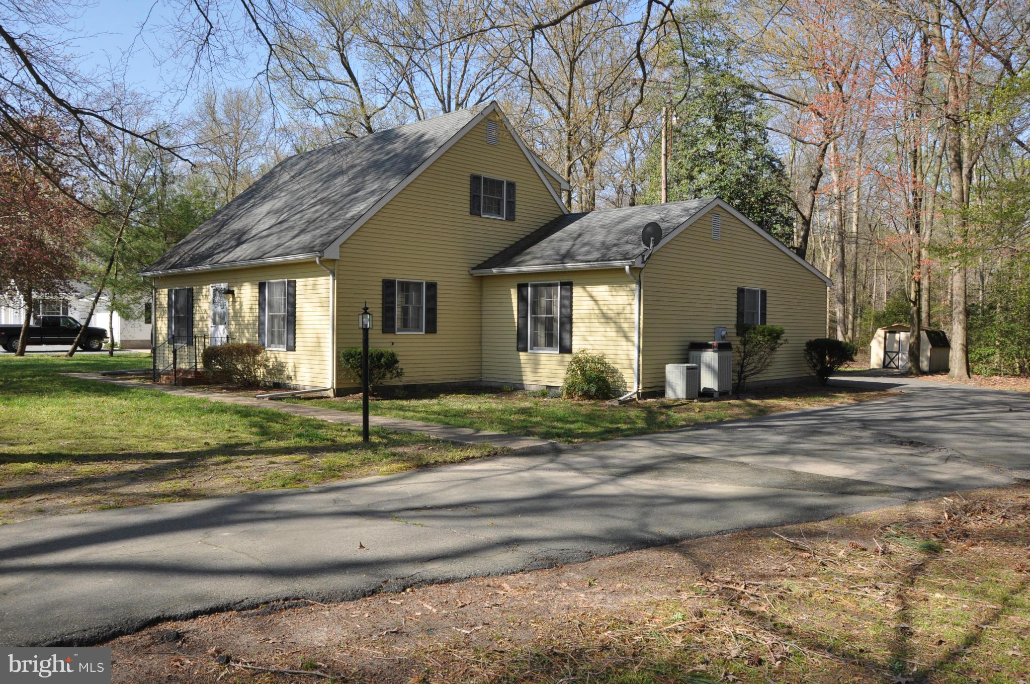 6818 Hunting Creek Road Hurlock, MD 21643 - Photo 2 of 20 Exterior (General)