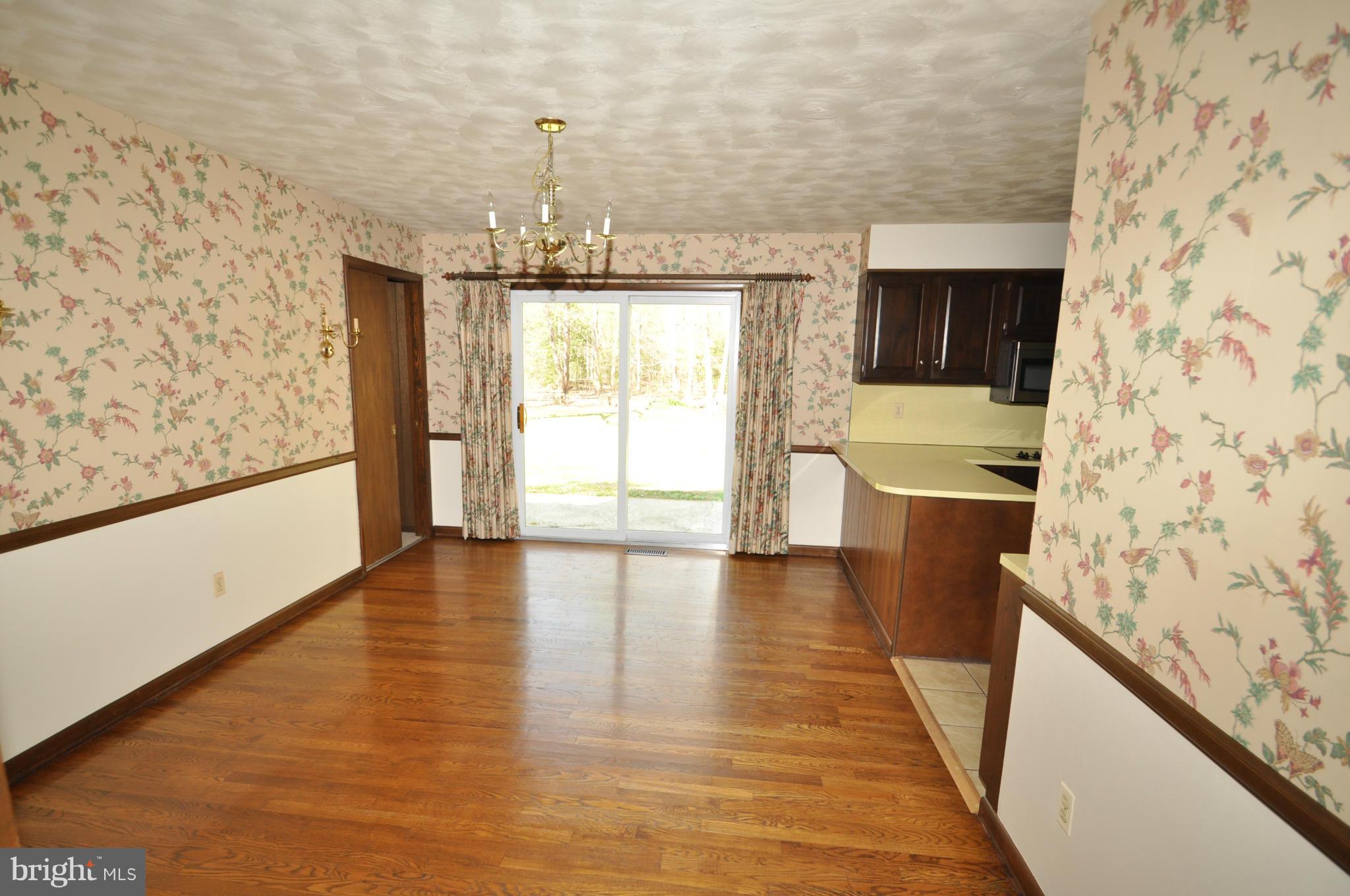 6818 Hunting Creek Road Hurlock, MD 21643 - Photo 7 of 20 Dining Room