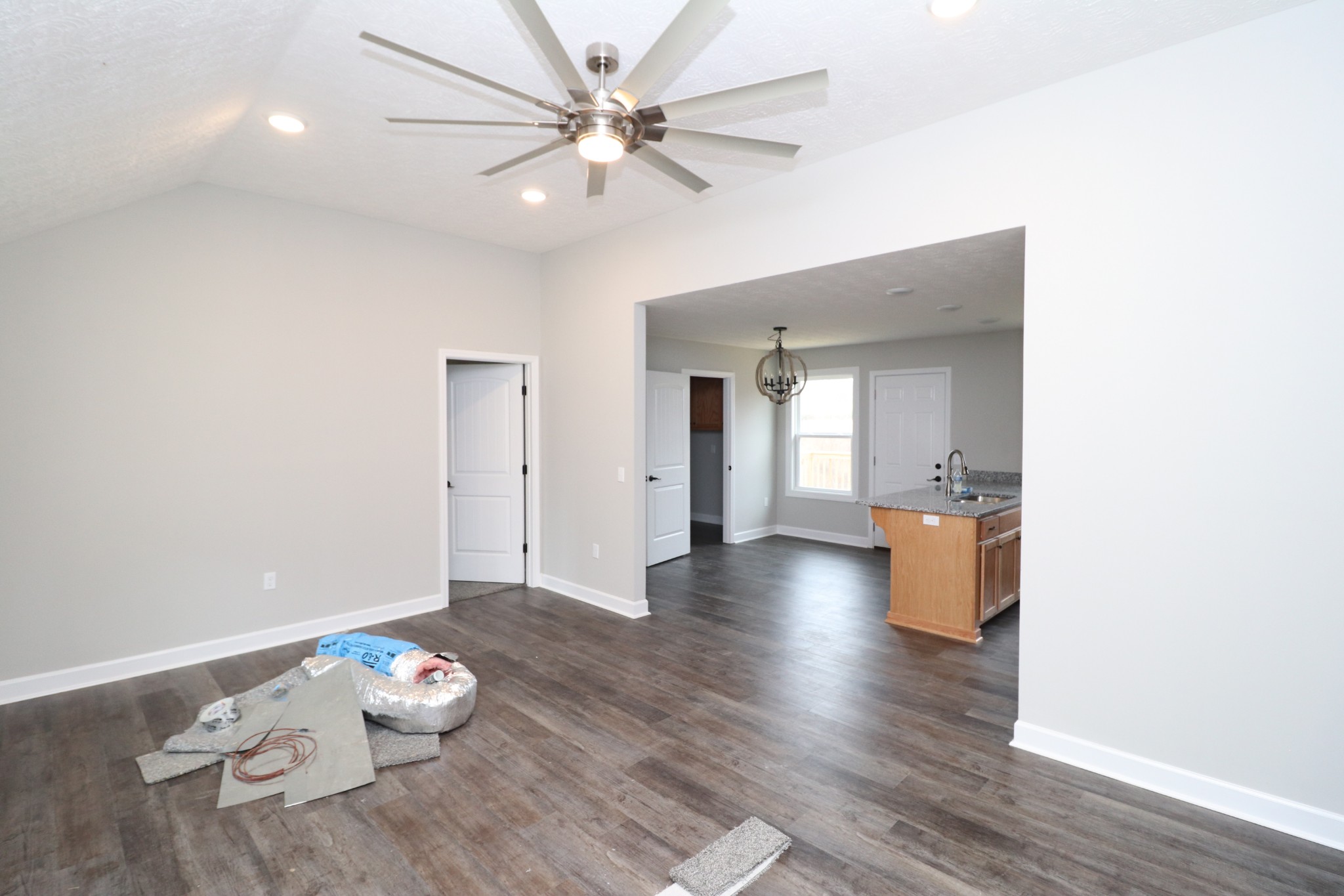 1129 Coolidge Road Lafayette, TN 37083 - Photo 5 of 19 Gallery Image 5