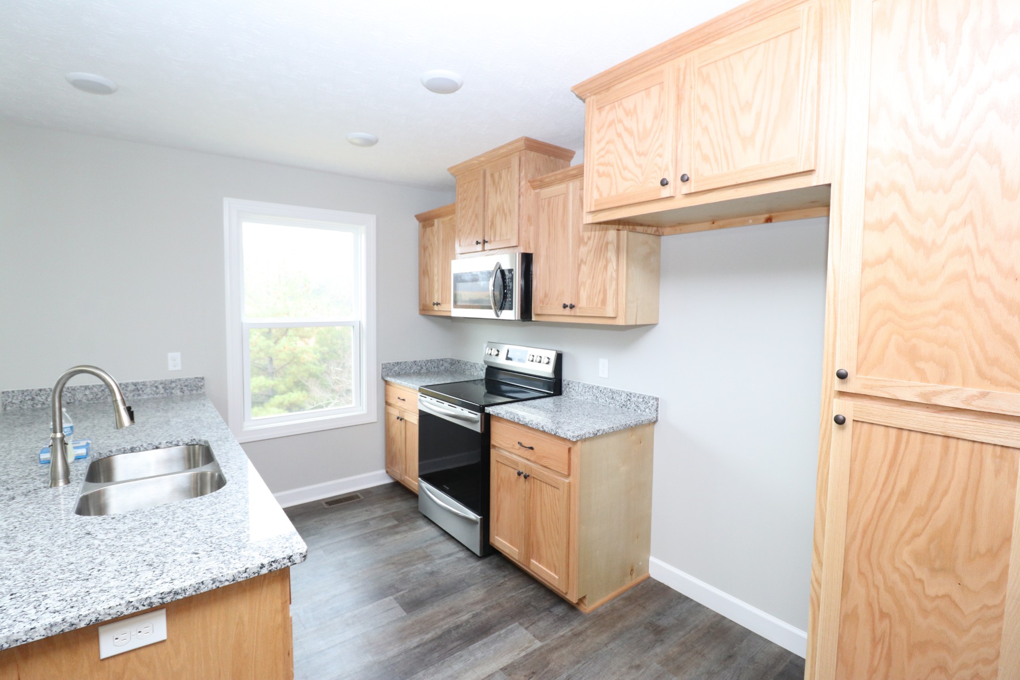 1129 Coolidge Road Lafayette, TN 37083 - Photo 8 of 19 Gallery Image 8