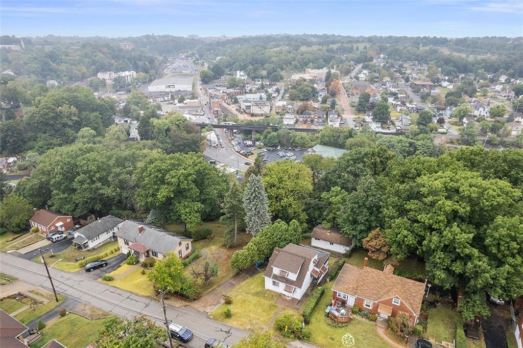 3708 Grant Street Pittsburgh, PA 15234 - Photo 29 of 36 an aerial view of a house with a yard